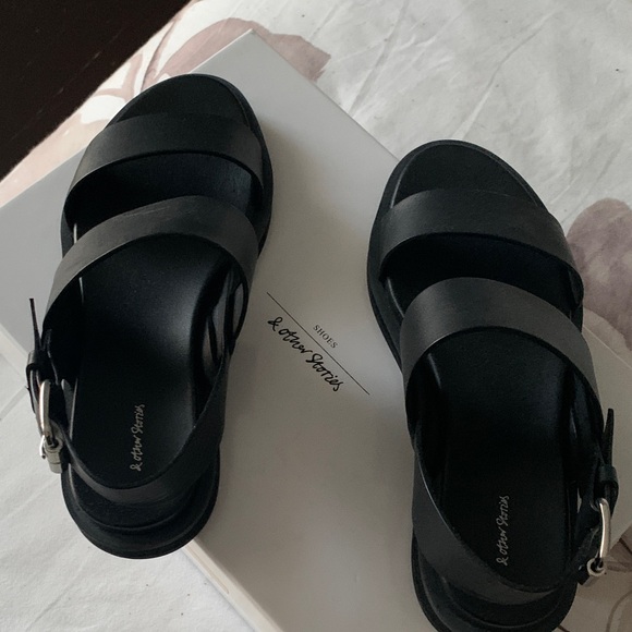 & Other Stories Shoes - & Other Stories Black Strappy Sandals
